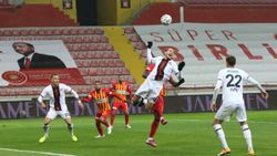Kayserispor, sahasında Karagümrük ile 0-0 berabere kaldı