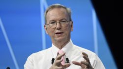 Google’ın eski patronu Eric Schmidt, en zeki 100 çocuğu arıyor