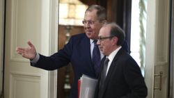 Sergey Lavrov, Ermeni mevkidaşıyla Moskova'da görüştü