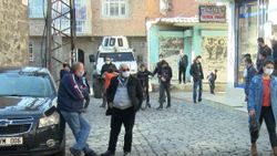 Diyarbakır'da çocuk kaçırmaya çalışan 2 kişi linç edilmek istendi