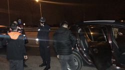 Düzce'de çalışma bahanesiyle gezdikleri fark edilen 4 kişi yakalandı