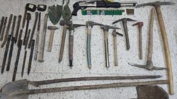 Niğde'de kaçak kazı yapan 8 kişiye gözaltı