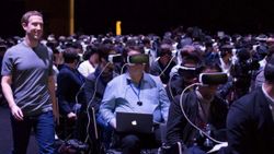 Facebook'un VR gözlüğü ile boynunu kıran adamın hesapları kapatıldı