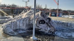 Van'da kardan, Van Gölü canavarı yapıldı