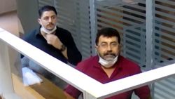 Mersin'de sahte kimlikle dublör tutup, 2 dükkan sattılar