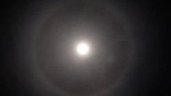 The 'lunar halo' in Elazig moved the citizens