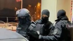 Rusya’da sahte polisler, gözaltına alındı