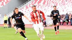 Sivasspor ve Denizlispor son dakika golüyle yenişemedi