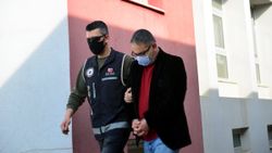 Adana’da müşterilerin imzalarını taklit edip, vurgun yaptı