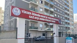 İngiltere'den gelenler, İzmir'deki yurtlarda karantinaya alınıyor