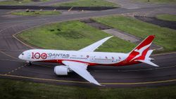 Qantas Hava Yolları'ndan uçuş için koronavirüs aşısı şartı