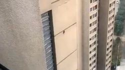 Çin'de 30 katlı binaya tırmanan fare