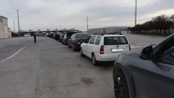 Kapıkule'de, Bulgar turistler uzun araç kuyruğu oluşturdu