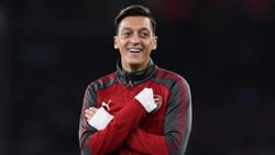 Cevdet Özil: Mesut bir gün Fenerbahçe'de oynayacağını söylemişti