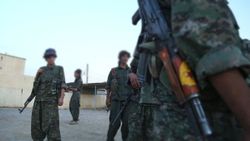 Terör örgütü YPG/PKK, Kamışlı'da Esad rejimi güçlerini kuşattı