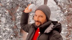 Tarkan, karda eğlendiği anları paylaştı