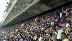 Fenerbahçe'den sağlık çalışanlarına tribün jesti