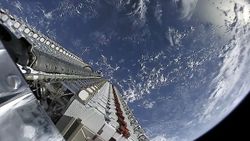 SpaceX, Starlink uydularına lazer bağlantıları ekledi