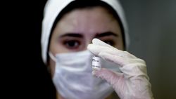 Ukrayna'da Sputnik V aşısı yasaklandı
