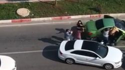 Mersin'de trafikte kadınları sopayla darbeden sanığa para cezası
