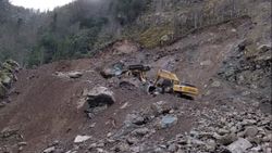 Artvin'de taş ocağında göçük: 1 ölü, 1 yaralı