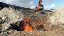 Siirt'te, son kullanma tarihi geçmiş 5 ton tavuk eti imha edildi