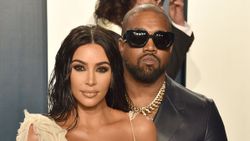 Kim Kardashian, Kanye West'e boşanma davası açtı