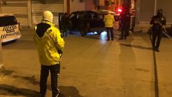 Şanlıurfa'da şüpheli araçtan uyuşturucu ve silah çıktı