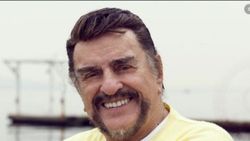 Alpay'ın Zeki Müren açıklamasına ünlülerden tepki geldi