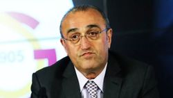 Abdurrahim Albayrak: Mostafa Mohamed, Metin Oktay gibi oynuyor