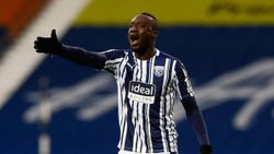 West Bromwich efsanesi Phillips: Diagne'nin bonservisi alınmalı