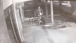 Muğla'daki bisiklet hırsızlığı kamerada