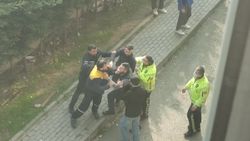 Bursa’da araç çekme kavgası kamerada