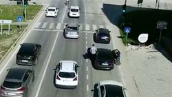 Hatay’da şoför değişimi yapan ehliyetsiz sürücü kamerada