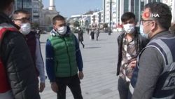 Esenyurt'ta dolaşan gençler: Kısıtlamadan haberimiz yoktu