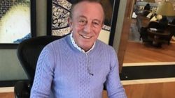 Ali Ağaoğlu'na 1 milyon dolarlık pasta