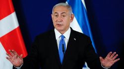 Binyamin Netanyahu, koltuğunu korumak için koronavirüs aşısına bel bağladı