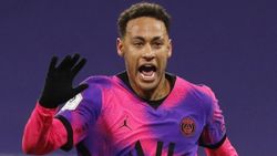 Neymar 140 çalışanın maaşını cebinden ödüyor