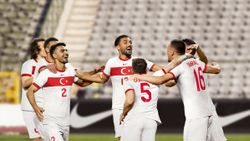 Türkiye-Hollanda - CANLI SKOR