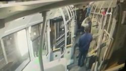 İzmir’de otobüste HES kodu kavgası kanlı bitti