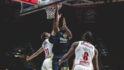 Fenerbahçe EuroLeague'de play-off'lara yükseldi