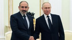 Vladimir Putin, Nikol Paşinyan ile Karabağ'ı görüştü