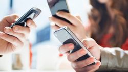 Akıllı telefon harcamaları son bir yılda yüzde 50 arttı