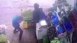 İsrail güçleri, Filistinli çocuğu plastik mermi ile gözünden vurdu