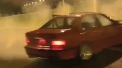 Ordu'da kız arkadaşının etrafında drift yaptı
