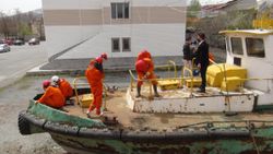 Van Gölü'ndeki atıl tekne okula hibe edildi