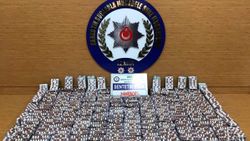 İzmir'de 35 bin sentetik hap ele geçirildi