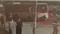 Tekirdağ'da minibüs yaşlı kadının üzerinden geçti