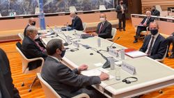 Cenevre'de 5+1 gayriresmi Kıbrıs konferansının ikinci günü