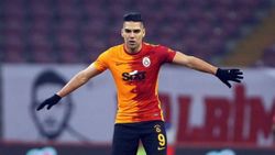 Falcao'dan Fatih Terim'e rica